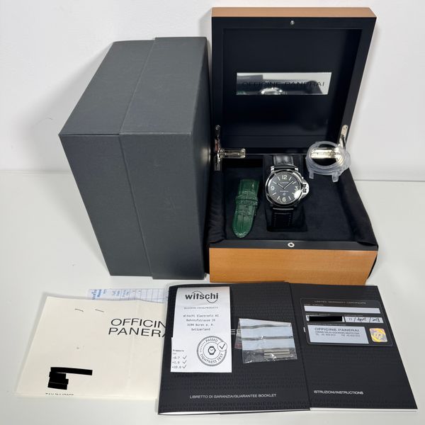 Panerai Luminor Base PAM01000